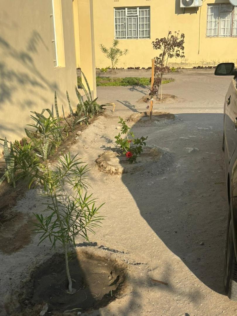 Thito Manor Apartment Maun Luaran gambar
