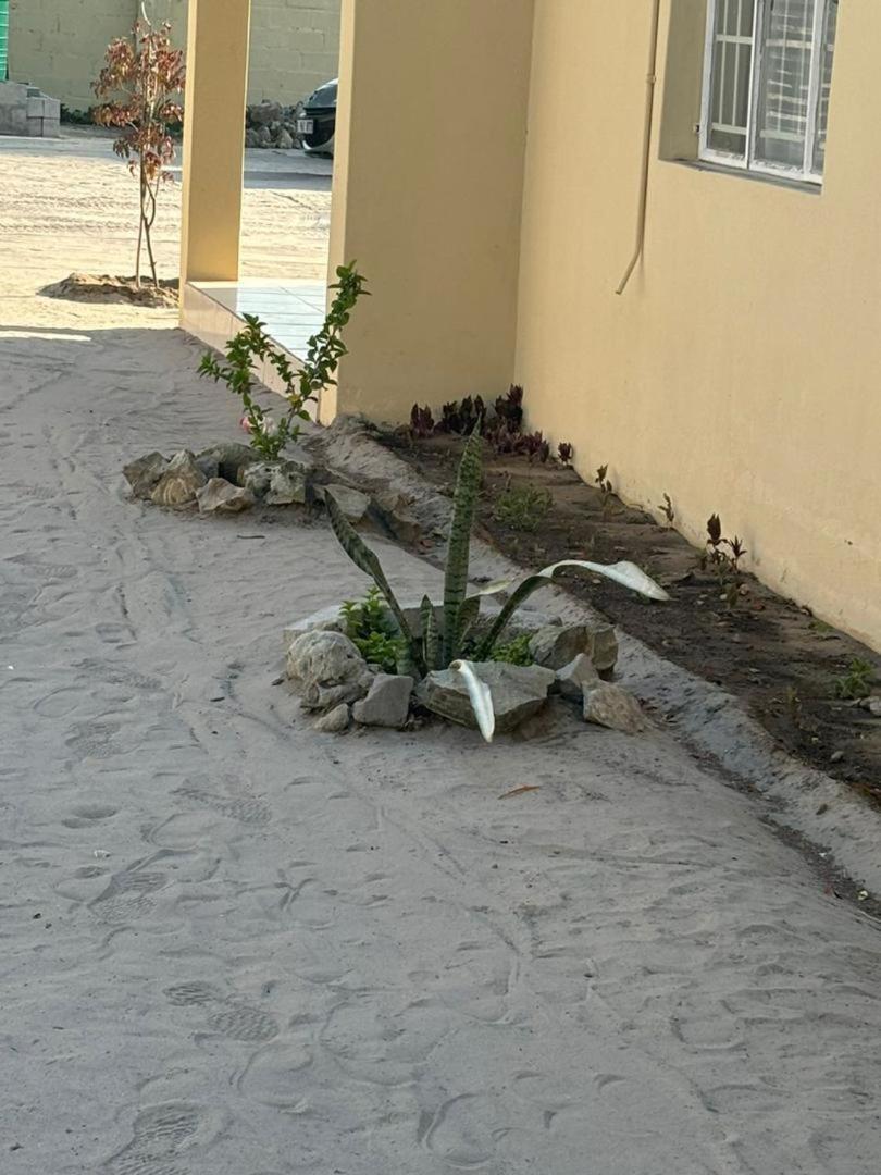 Thito Manor Apartment Maun Luaran gambar